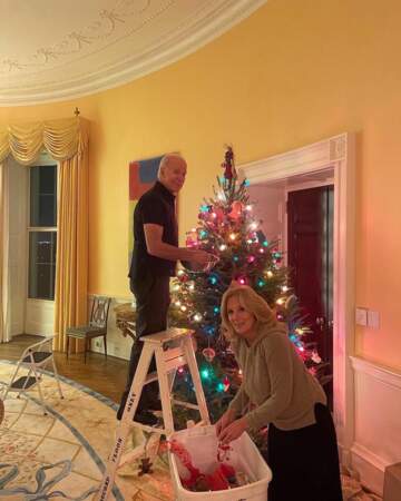 Le président des États-Unis, Joe Biden et sa femme Jill, ont également préparé le Bureau ovale pour Noël.