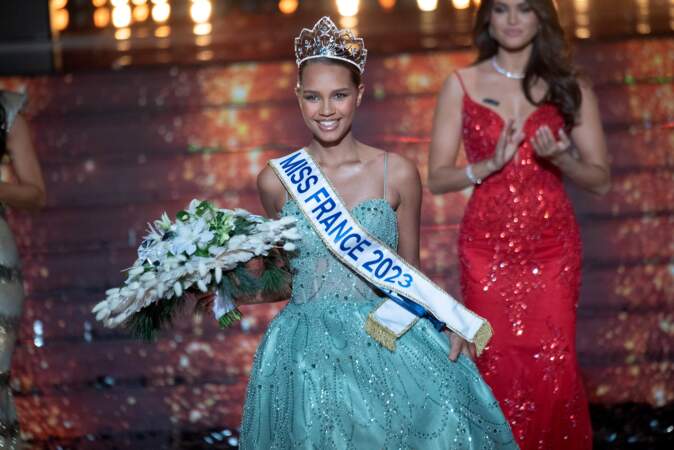 Indira Ampiot est sacrée Miss France 2023, le 17 décembre 2022