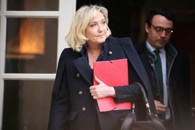 Marine Le Pen, lors d'un entretien entre la Première ministre et les présidents de groupe parlementaire de l'Assemblée nationale et du Sénat à l'hôtel de Matignon à Paris, le 15 décembre 2022.