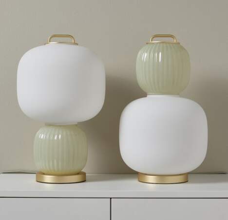 PILBLIXT, Lampe de table blanc, vert clair verre, effet or métal, IKEA, 59.99€