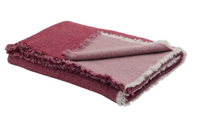 Plaid vice versa frangé double face laine vierge et cotons lavés, coloris rose thé griotte (165*250 cm), Maison de vacances, 495€