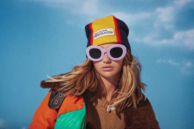 Campagne New York Coach : bonnet et cheveux version ski