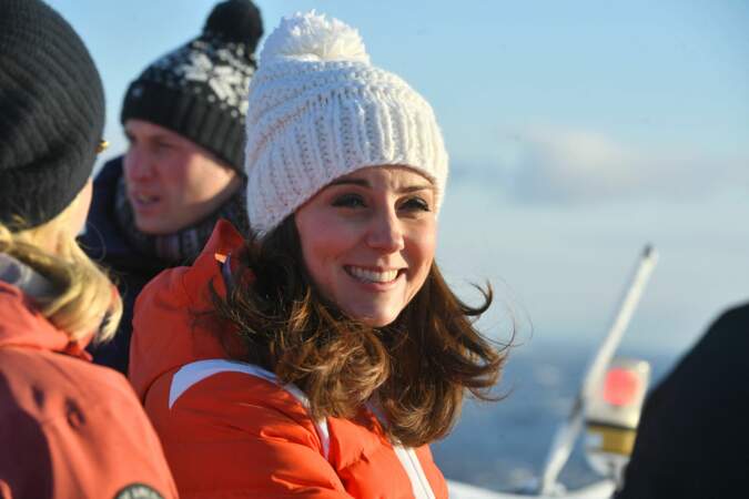Kate Middleton: joli brushing sous un bonnet à pompon  
