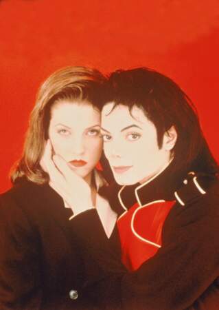 Lisa Marie Presley et Michael Jackson en 1998.