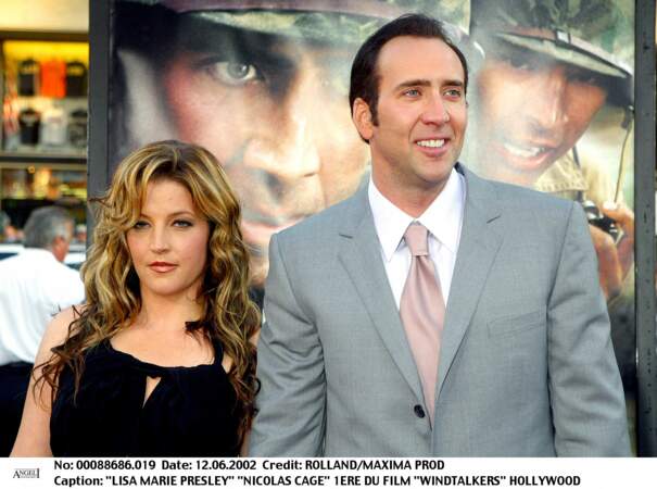 Lisa Marie Presley et Nicolas Cage lors de la première du film Windtalkers en 2002 à Hollywood.