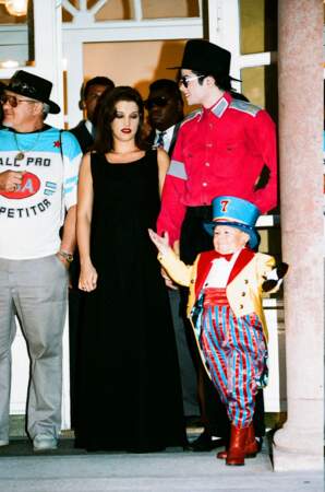 Lisa Marie Presley et Michael Jackson en voyage à Budapest en Hongrie, le 8 aout 1994.