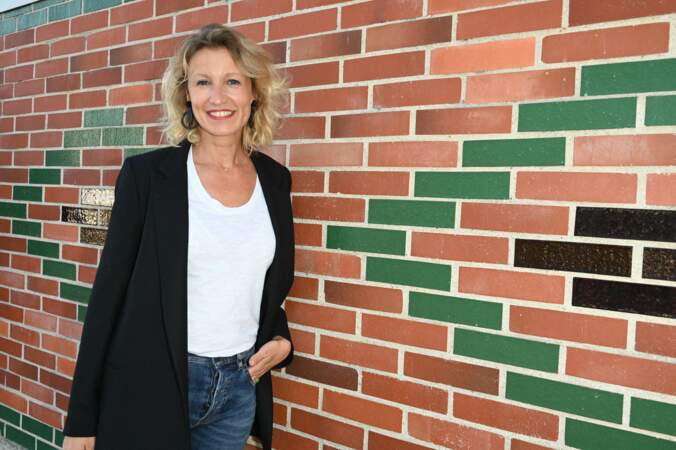 Alexandra Lamy est séduisante avec son indémodable carré à Vierzon, le 3 juin 2022