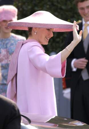 La reine Mathilde, lors du mariage du prince Laurent de Belgique et Claire Coombs à Bruxelles, le 12 avril 2003