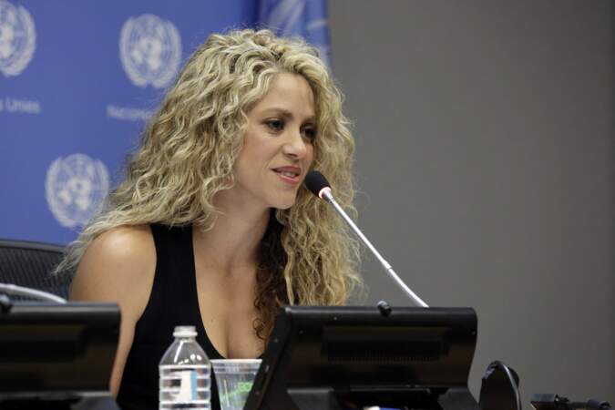 À l'ONU, Shakira préfère se présenter avec ses boucles naturelles.