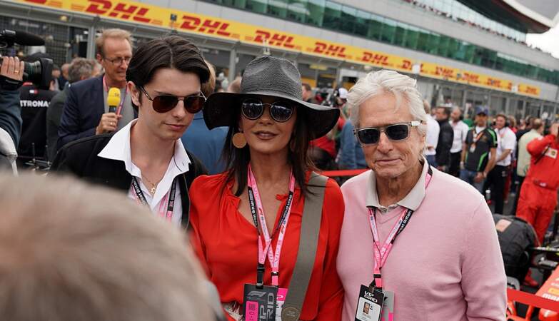 Michael Douglas, Catherine Zeta-Jones et Dylan Douglas au Grand Prix de Formule 1 de Silverstone, Royaume-Uni, le 14 juillet 2019.