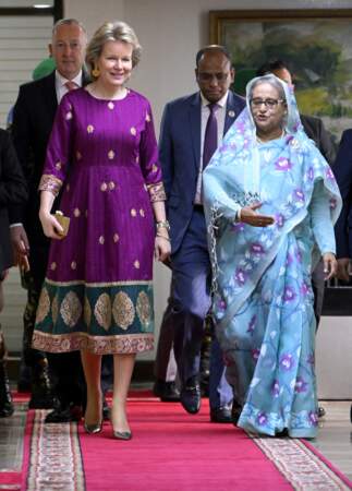 Mathilde de Belgique s'habille en violet lors de sa rencontre avec la Première ministre du Bangladesh, Sheikh Hasina. Le 8 février 2023