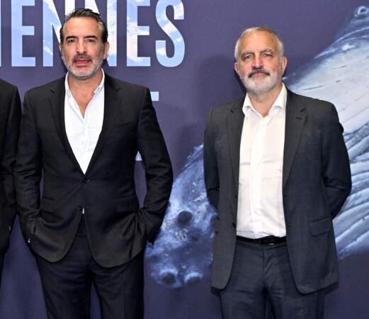 Jean Dujardin et son frère Marc Dujardin, durant l'avant première mondiale du film "Les gardiennes de la planète", au Grimaldi Forum à Monaco, le 9 février 2023.