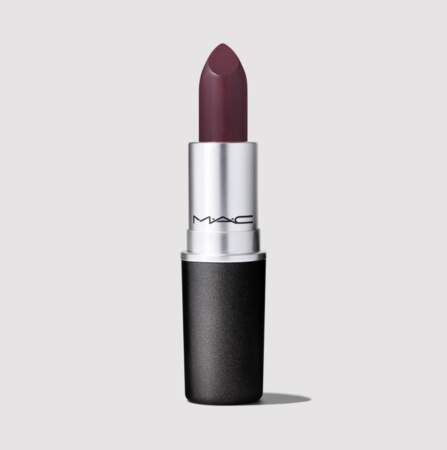 Rouge à lèvres mat 'smoked purple', MAC Cosmetics, 24€