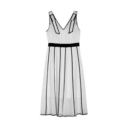 KL Embroidered Lace Dress, KARL LAGERFELD, 329€