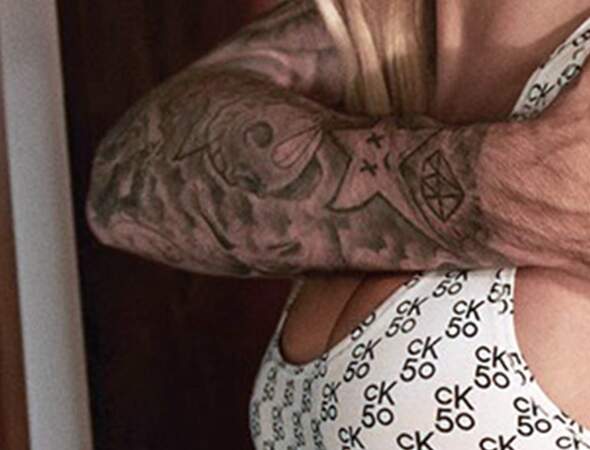 Justin Bieber dévoile un tatouage en forme d'étoile sur son bras