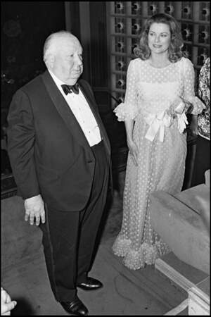 Grace Kelly et sa longue robe transparente au Festival de Cannes en 1972