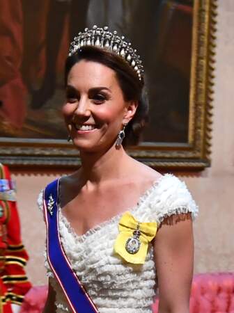 Kate Middleton porte la tiare ayant appartenu à Lady Diana pour recevoir Donald Trump à Buckingham Palace à Londres, le 3 juin 2019