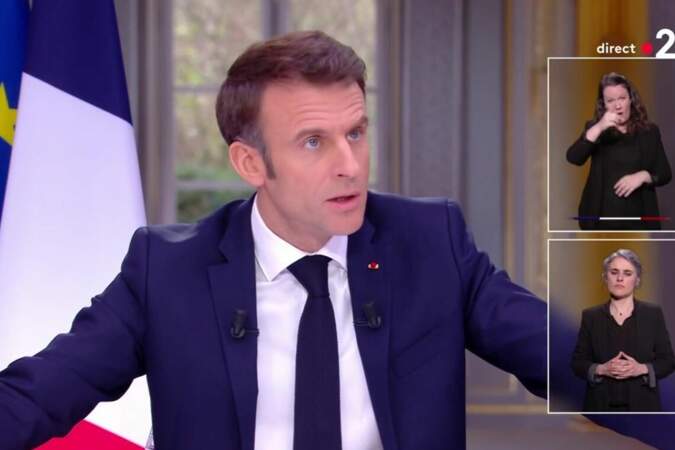 Emmanuel Macron s'exprime sur la réforme des retraites au JT de 13H, le 22 mars 2023