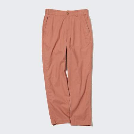 Pantalon fuselé en lin et coton, Uniqlo, 49,90€
