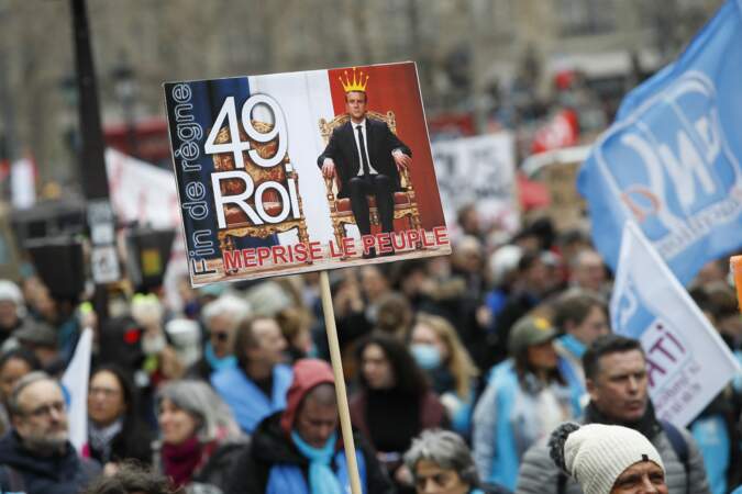 La colère gronde contre Emmanuel Macron et la réforme des retraites, le 28 mars 2023
