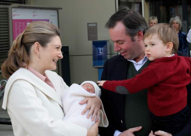 Le prince Guillaume de Luxembourg et son épouse Stéphanie de Lannoy dévoilent le visage de leur second enfant, le 30 mars 2023