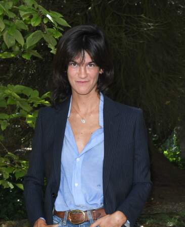 Suzanne Lindon et son style de working-girl