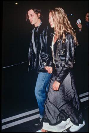 Kate Moss et son petit-ami Johnny Depp se rendent à une soirée en 1994