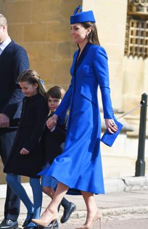 La famille royale du Royaume Uni arrive pour assister à la messe de Pâques à la chapelle Saint Georges au château de Windsor