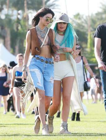 Kendall Jenner et Kylie Jenner arrivent à Coachella en 2015