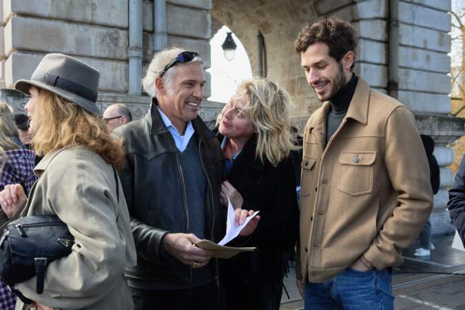 Paul et Luana Belmondo avec leur fils Victor Belmondo ont inauguré La promenade Jean-Paul Belmondo.