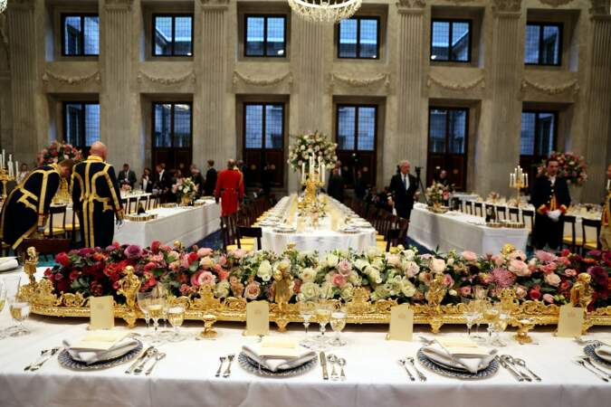 Le menu de ce dîner d'État organisé au palais royal d'Amsterdam le 11 avril 2023 a été concocté par le chef de la Maison royale Willem-Pieter van Dreumel.