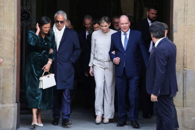 Le prince Albert II de Monaco et la princesse Charlène de Monaco à la sortie de Fondation Andrea Bocelli au Palazzo Gondi à Florence