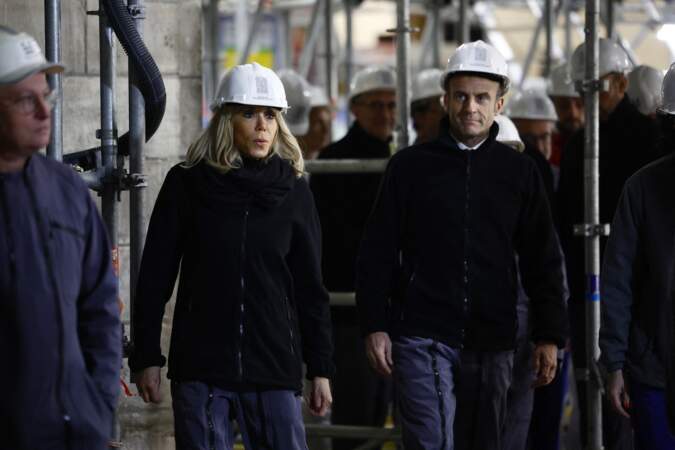 Emmanuel et Brigitte Macron étaient en visite sur le chantier de rénovation de la cathédrale Notre-Dame de Paris, ce 14 avril 2023