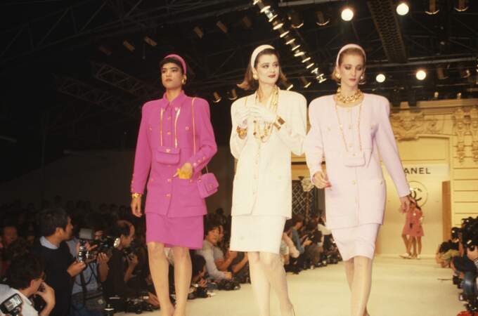 Le tweed revisité en nuances de rose (Fashion Week Automne/Hiver 1985-1986)