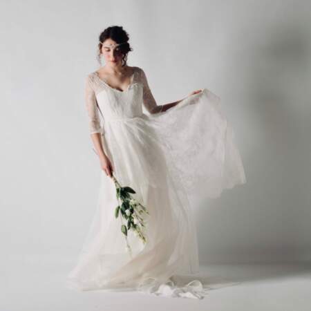 Robe de mariée 'Aquilegia' à manches longues en dentelle, Larimeloom, 2600€