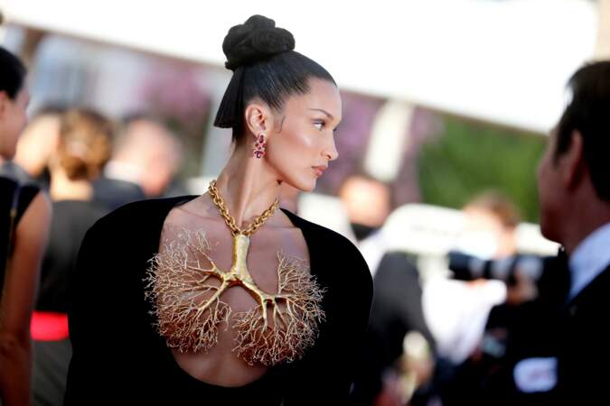 Le flip bun de Bella Hadid au Festival de Cannes en 2021
