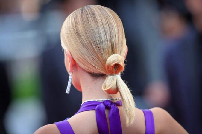 Le chignon upside down de Frida Aasen au Festival de Cannes 2022