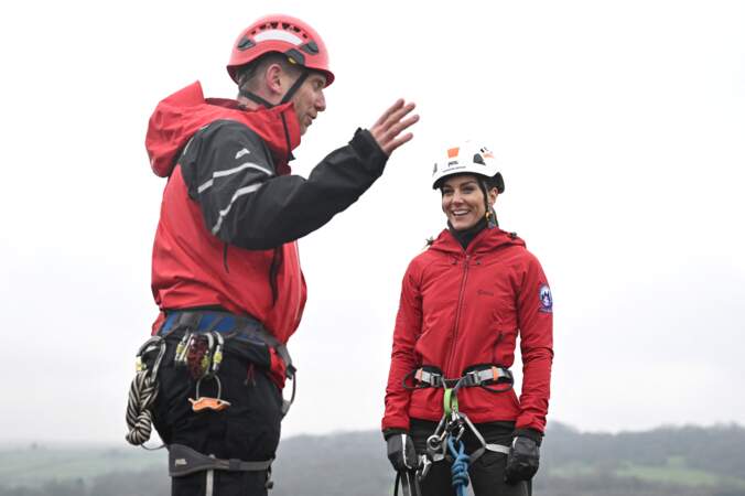 Kate Middleton et le prince William avant d'escalader les collines galloises avec l'équipe de sauvetage en montagne de Central Beacons.