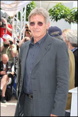 Harrison Ford et son total-look gris chiné au Festival de Cannes en 2008