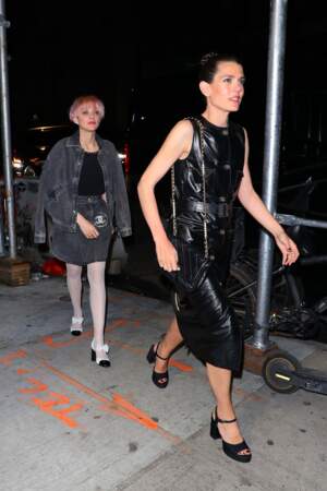 Charlotte Casiraghi et Marion Cotillard à l'after party Michaela Coe du "MET Gala 2023" à la discothèque Loosie's Nightclub à New York