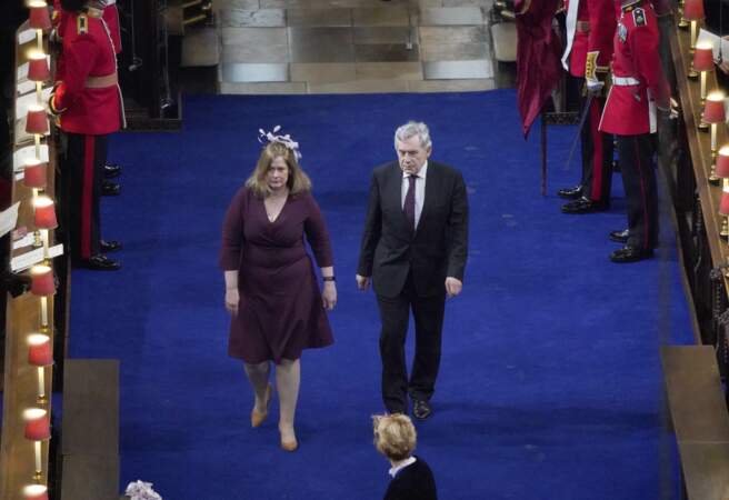 Sarah et Gordon Brown à leur arrivée à la cérémonie de couronnement du roi d'Angleterre, à l'abbaye de Westminster, à Londres, le 6 mai 2023.
