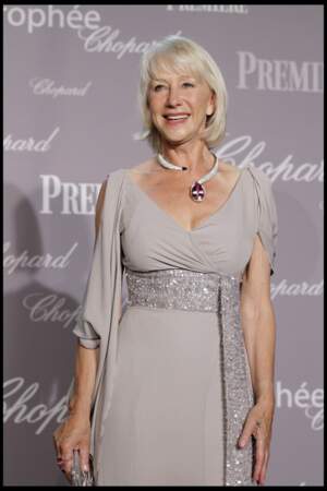 Helen Mirren adopte le look "less is more"