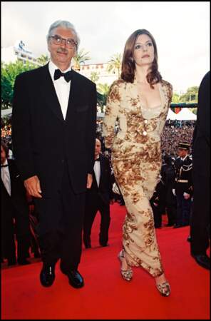 Chiara Mastroianni et son tailleur fleuri au Festival de Cannes en 1997