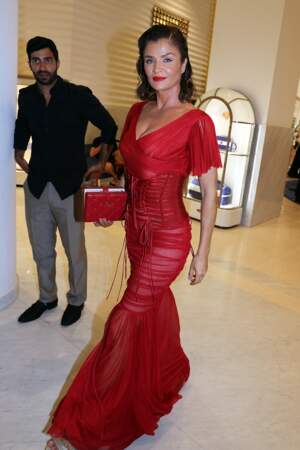 Helena Christensen à la sortie de l'hôtel "Martinez" en marge du 76ème Festival de Cannes