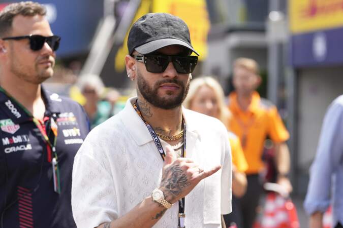 Le joueur du PSG Neymar lors du Grand Prix de Monaco le 28 mai 2023