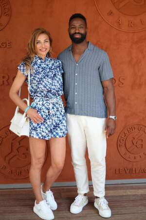 Ariane Brodier avec son compagnon, le rugbyman, Fulgence Ouedraogo à Roland Garros 2023, à Paris, le 8 juin 2023.