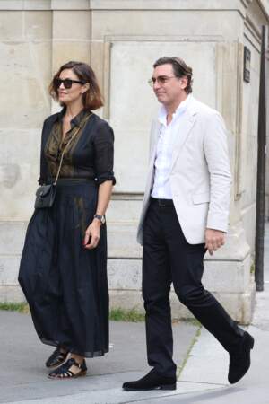 Alessandra Martines au mariage de Claude Lelouch et Valérie Perrin à la mairie du 18 eme arrondissement le 17 juin 2023