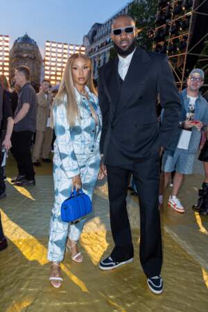 James LeBron et sa femme assistent au défilé Louis Vuitton à Paris - collection prêt à porter printemps/été 2024. Le 20 juin 2023