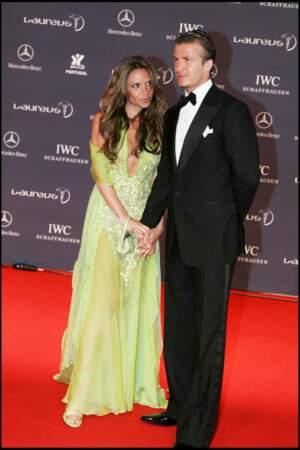 David et Victoria Beckham en longue robe pastel à la soirée des Laureus Awards au Portugal en 2005