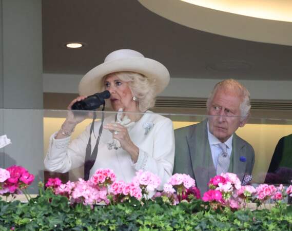 Le roi Charles III d'Angleterre et Camilla Parker Bowles, reine consort d'Angleterre lors du premier jour de la course hippique Royal Ascot 2023